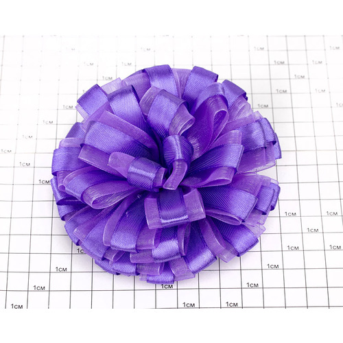 Бант из лент фиолетовый